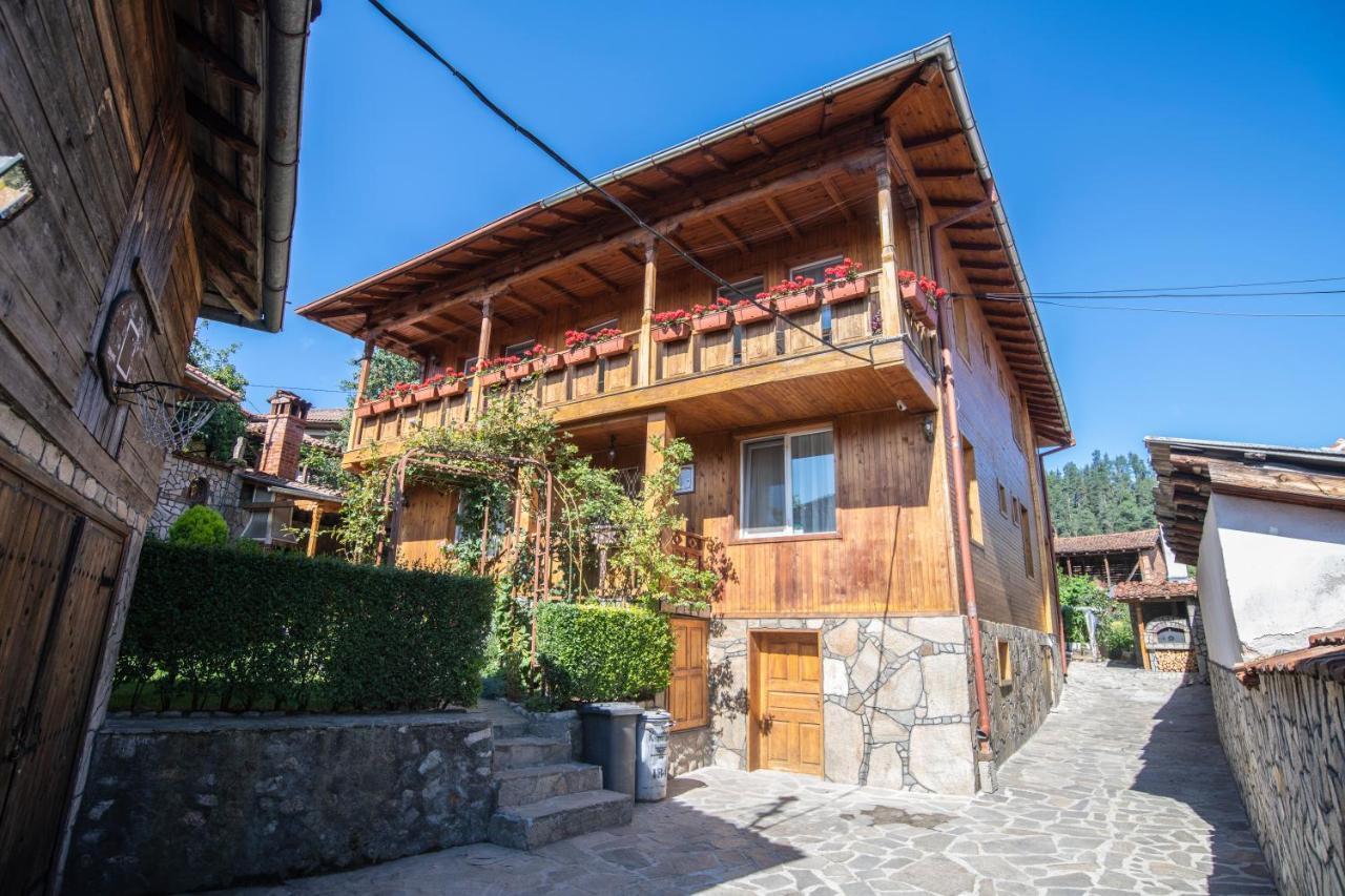 Guest House Roden Dom Koprivstica Kültér fotó