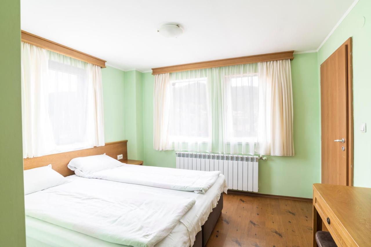 Guest House Roden Dom Koprivstica Kültér fotó
