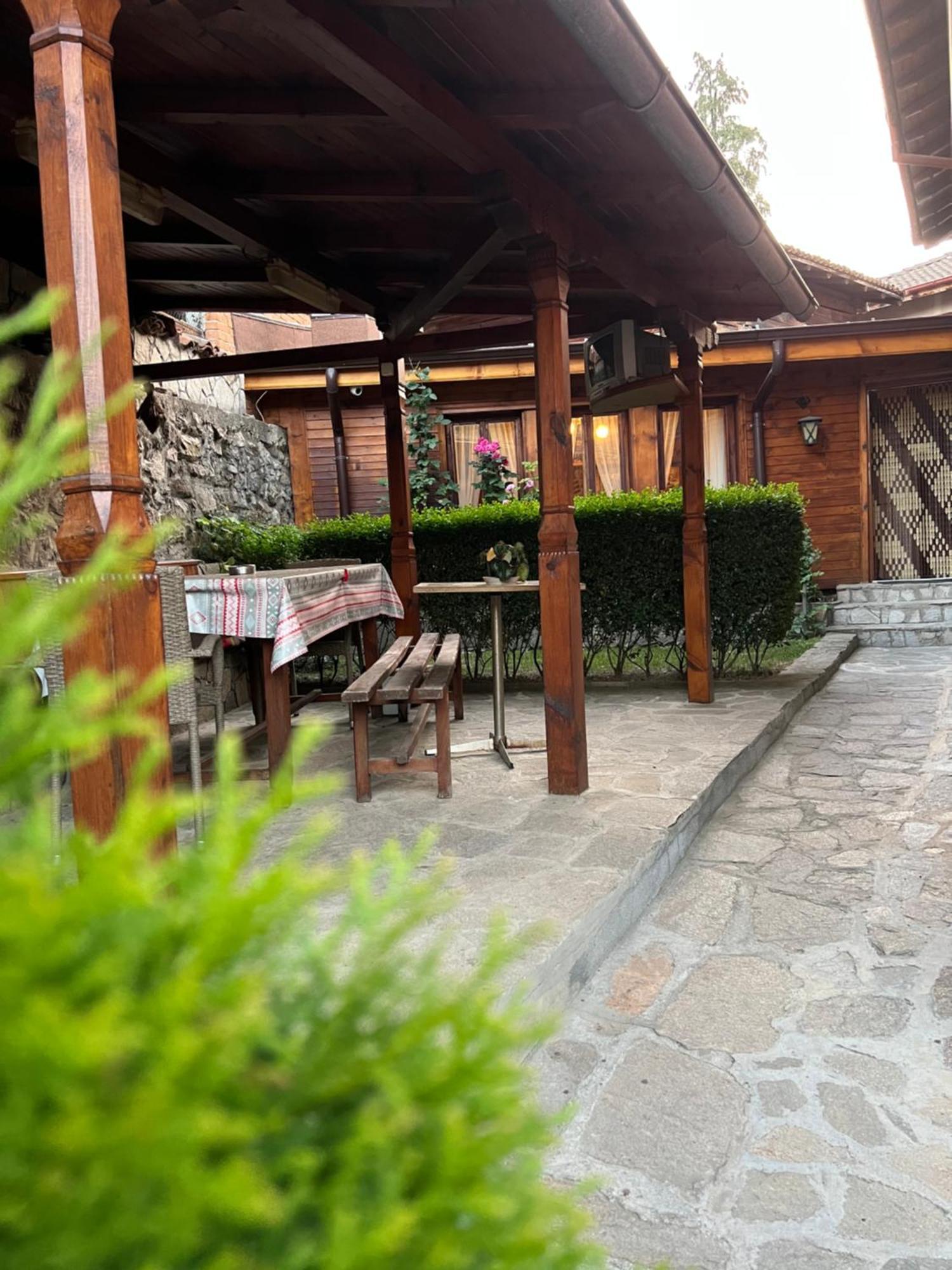 Guest House Roden Dom Koprivstica Kültér fotó