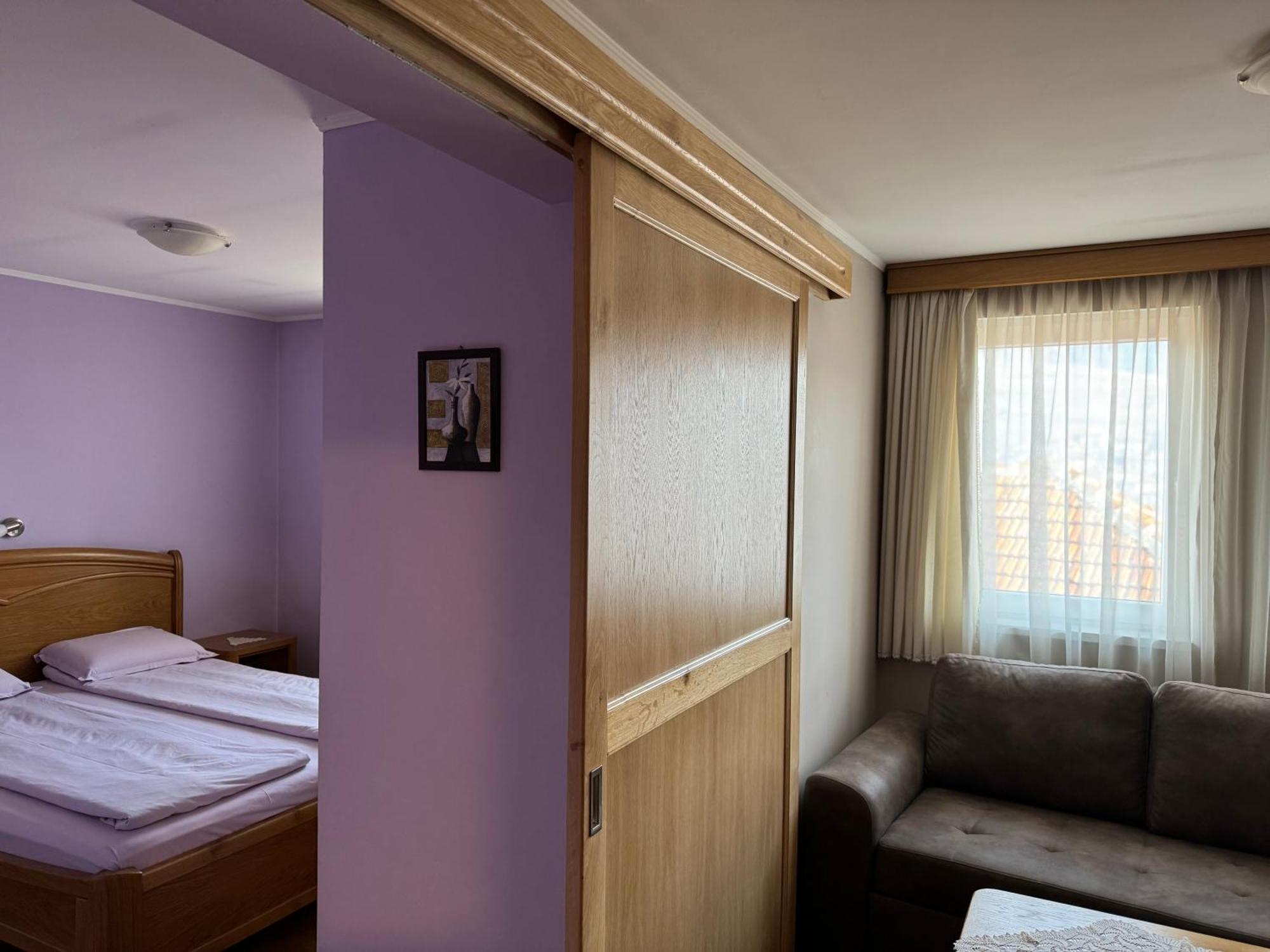 Guest House Roden Dom Koprivstica Kültér fotó