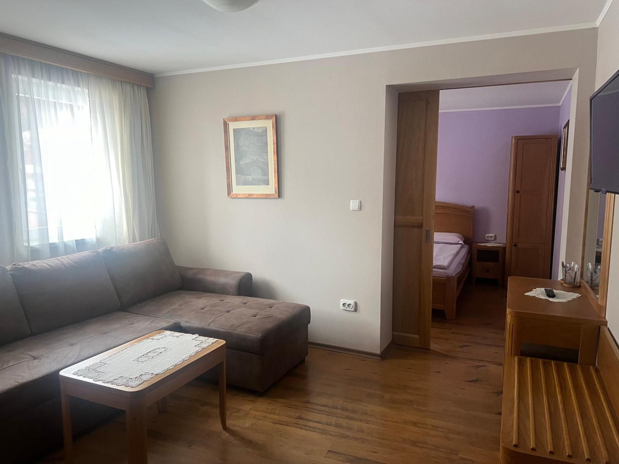 Guest House Roden Dom Koprivstica Kültér fotó