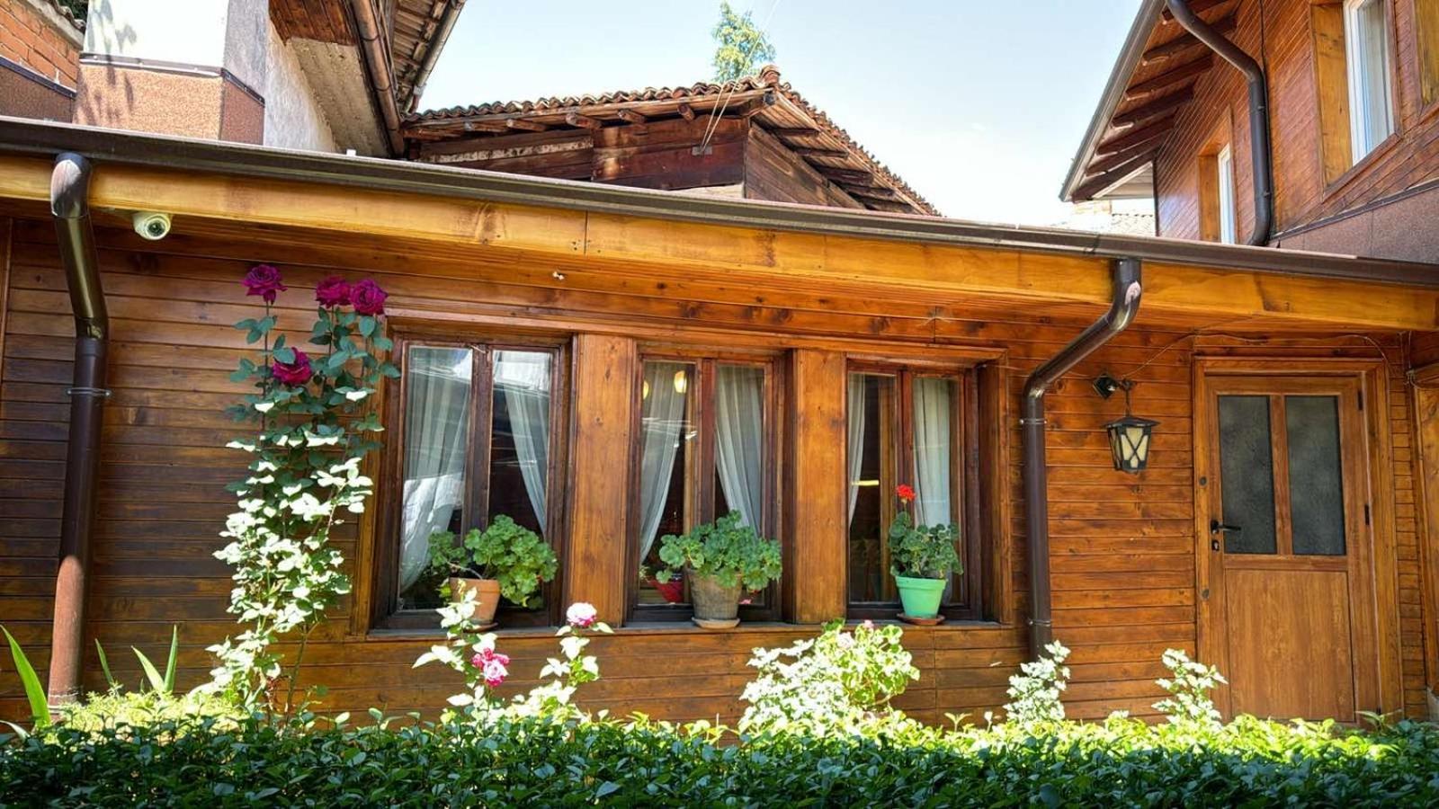 Guest House Roden Dom Koprivstica Kültér fotó